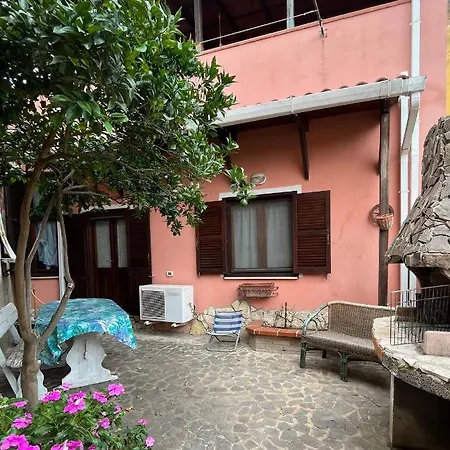 Holiday home Casa Serbariu, Sud Sardegna - *